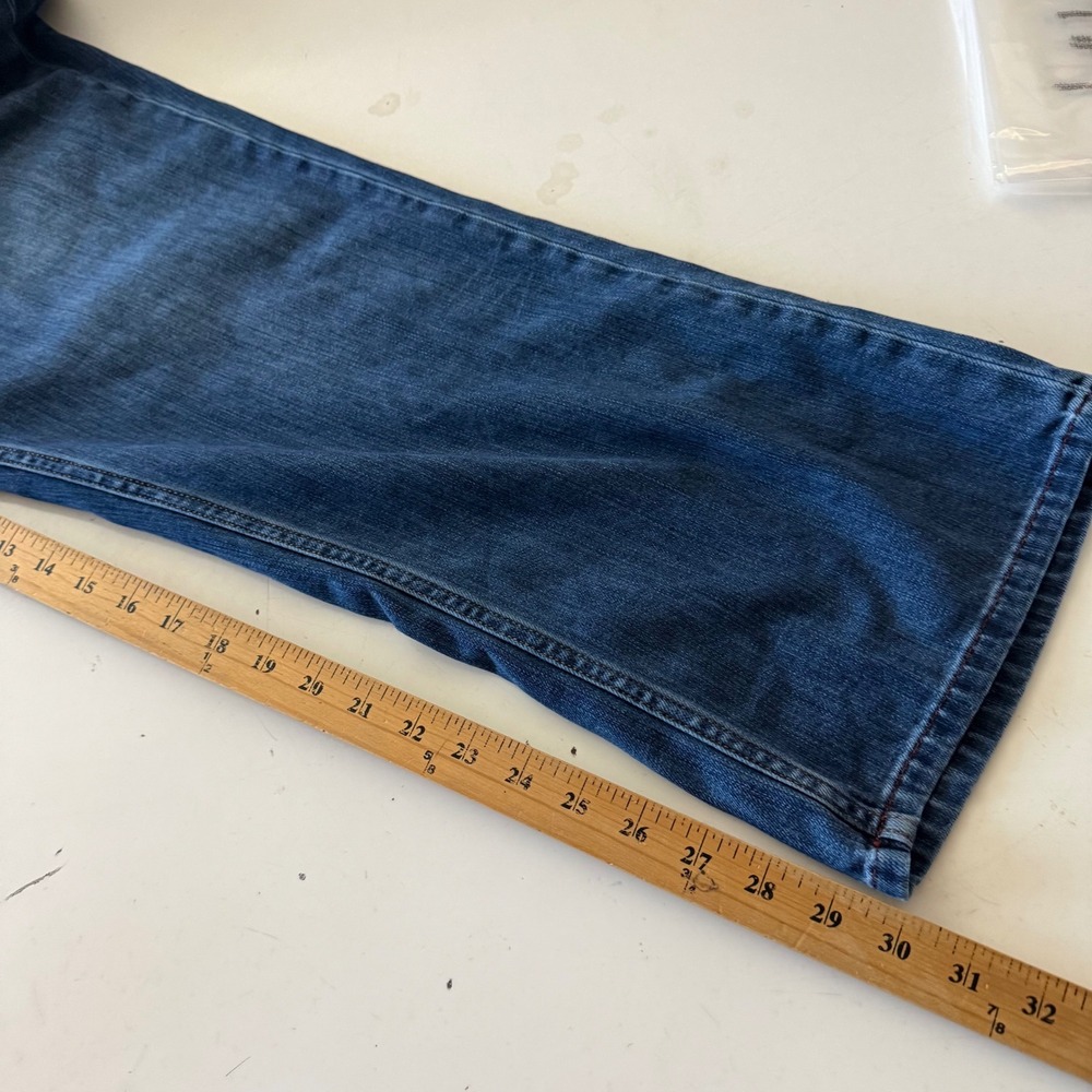 Tommy Bahama Mens Straight Leg Casual Jeans Medium Wash Blue Denim 44 x 30 - Picture 8 of 10